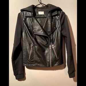 Black Faux Leather/Fleece Moto Jacket w/hood Sz XS